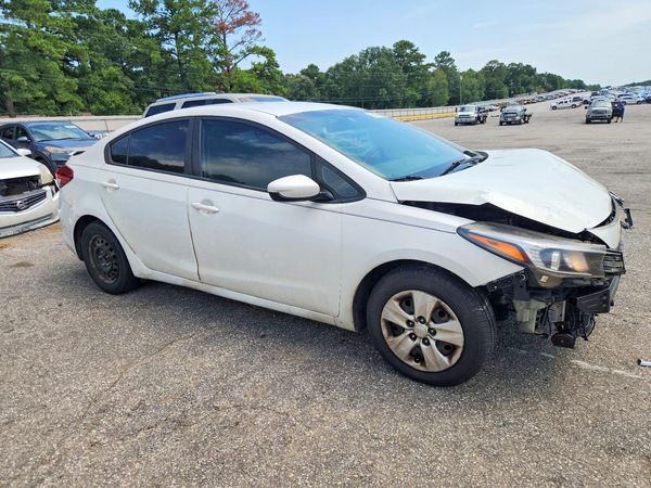 2017 KIA FORTE
