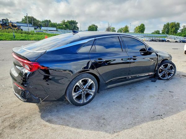 2022 KIA K5 EX