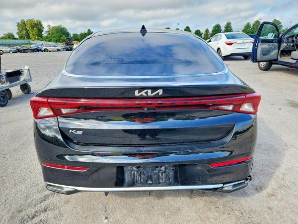 2022 KIA K5 EX