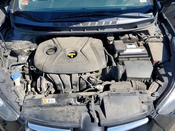 2015 HYUNDAI ELANTRA