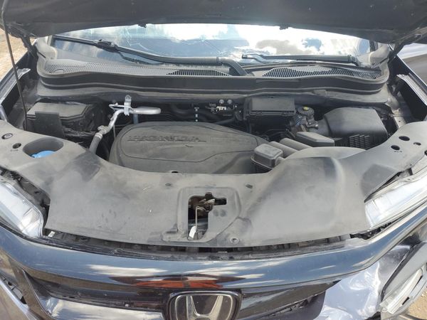 2021 HONDA PILOT SE