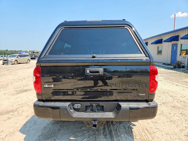 2021 TOYOTA TUNDRA SR5 grade