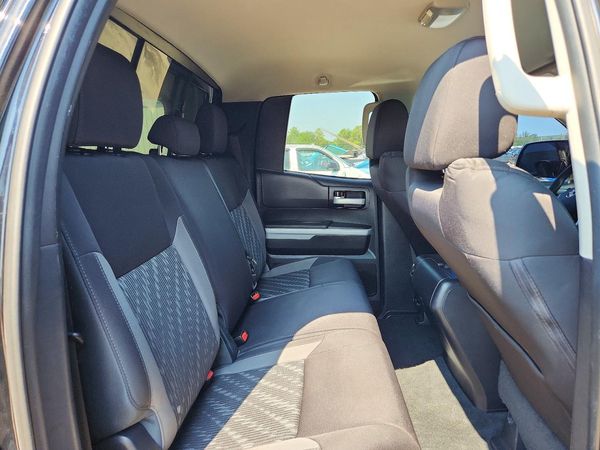 2021 TOYOTA TUNDRA SR5 grade
