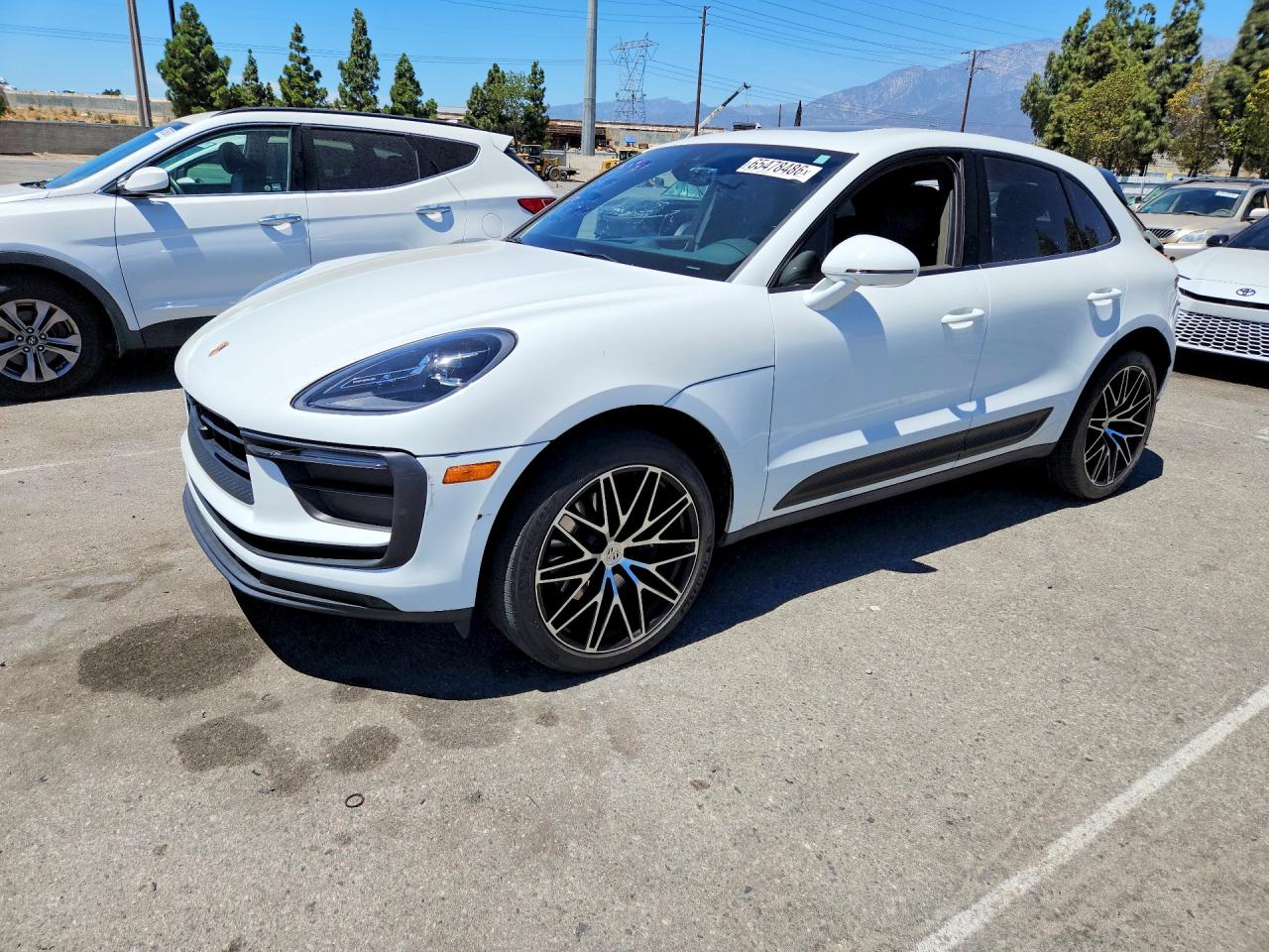 2023 PORSCHE MACAN