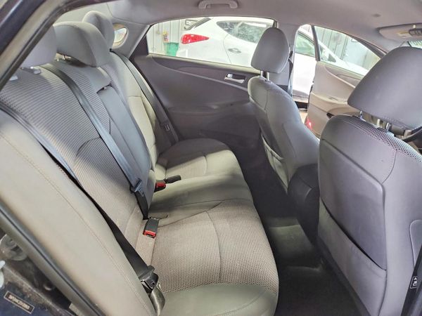 2012 HYUNDAI SONATA Middle-low level