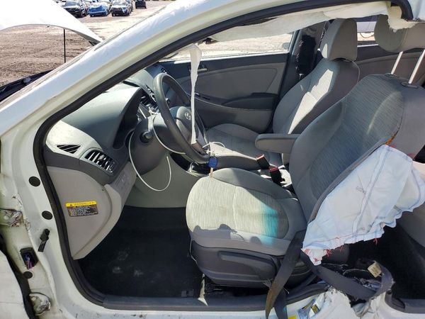 2017 HYUNDAI ACCENT SE Base