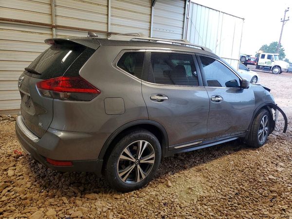 2018 NISSAN ROGUE