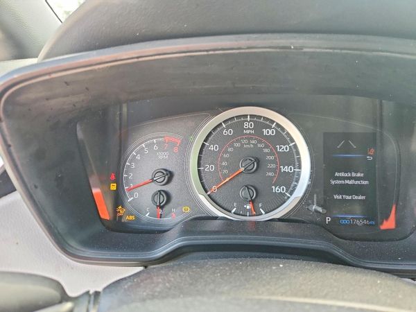 2021 TOYOTA COROLLA
