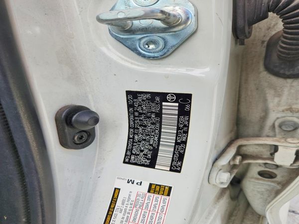 2021 TOYOTA COROLLA