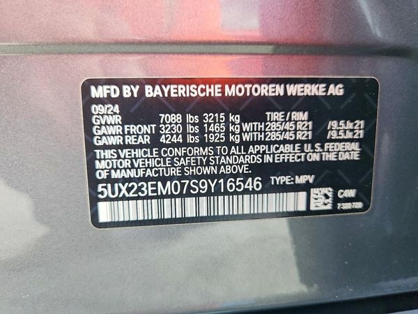 2025 BMW X7
