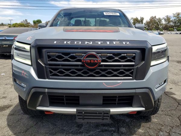 2024 NISSAN FRONTIER