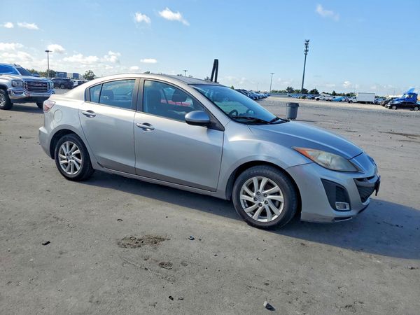 2012 MAZDA 3 Touring/GS