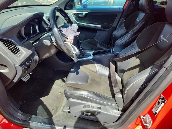 2015 VOLVO XC60
