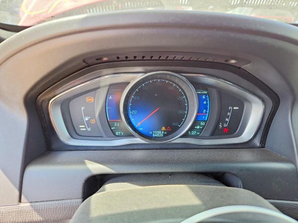 2015 VOLVO XC60
