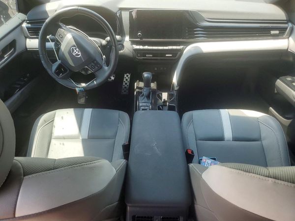 2025 TOYOTA CAMRY