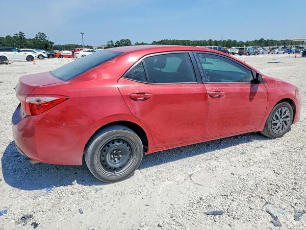 2017 TOYOTA COROLLA