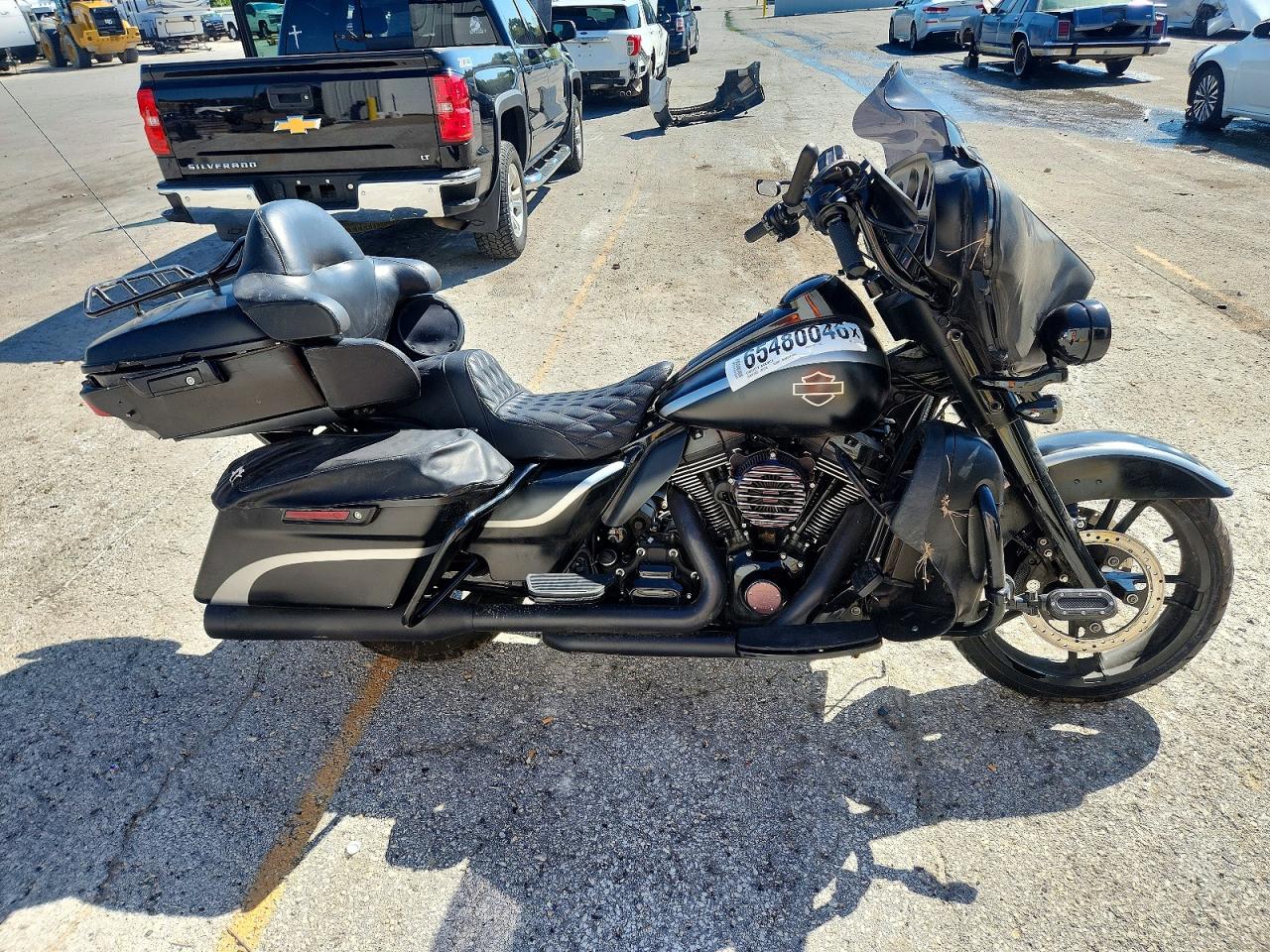 2015 HARLEY-DAVIDSON FLHTCU