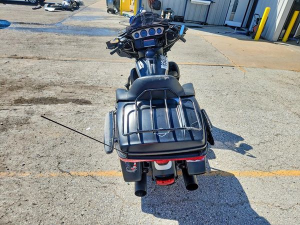 2015 HARLEY-DAVIDSON FLHTCU