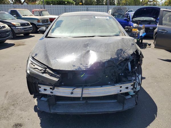 2024 TOYOTA PRIUS