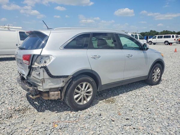 2017 KIA SORENTO