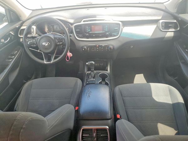 2017 KIA SORENTO