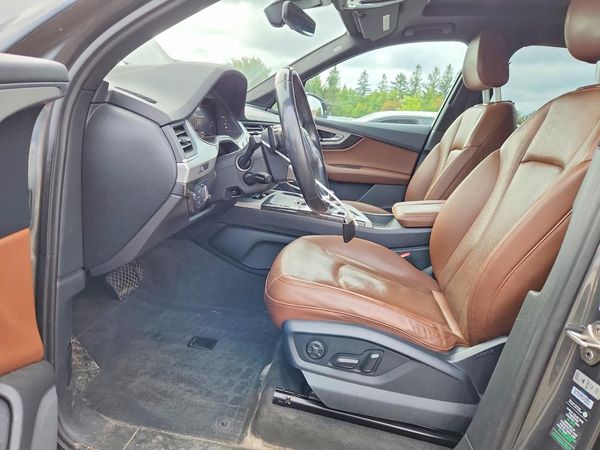 2017 AUDI Q7 S Line quattro Technik — DENT