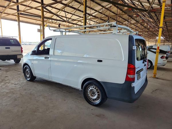 2016 MERCEDES-BENZ METRIS