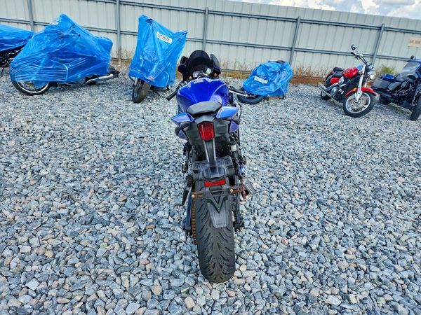 2025 YAMAHA YZFR7