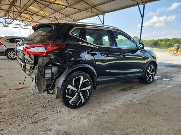 2022 NISSAN ROGUE SPORT SL