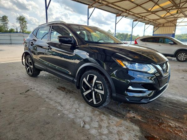 2022 NISSAN ROGUE SPORT SL