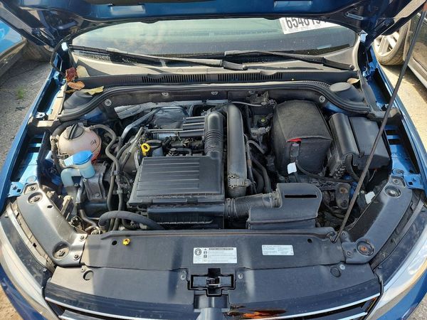 2017 VOLKSWAGEN JETTA SE