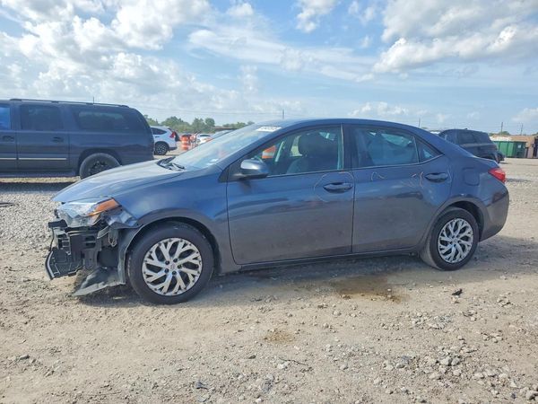 2017 TOYOTA COROLLA