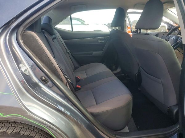 2017 TOYOTA COROLLA