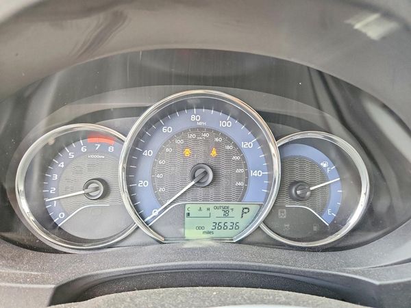 2016 TOYOTA COROLLA