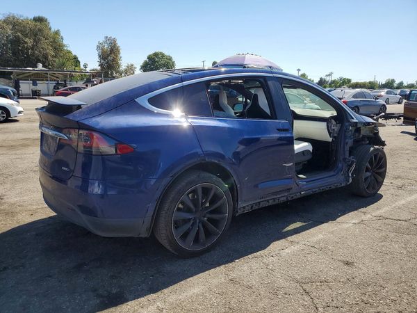 2018 TESLA MODEL X