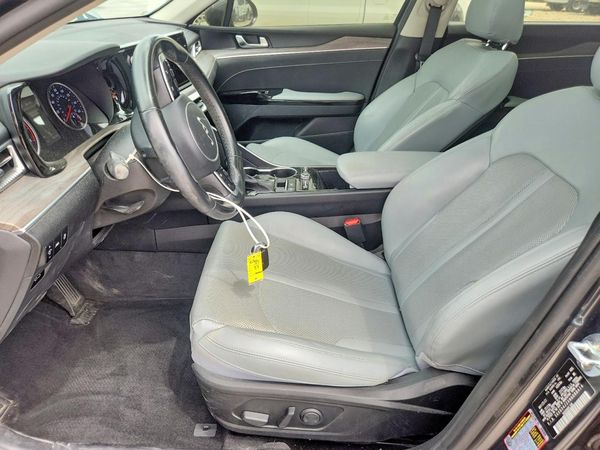 2022 KIA K5