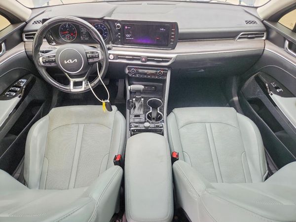 2022 KIA K5
