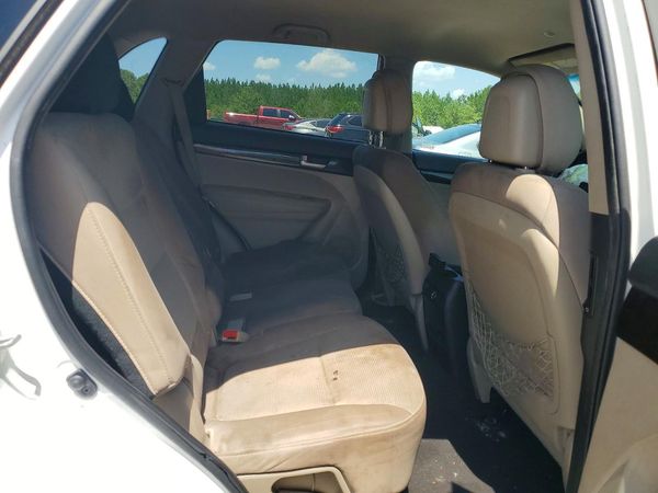 2015 KIA SORENTO GL