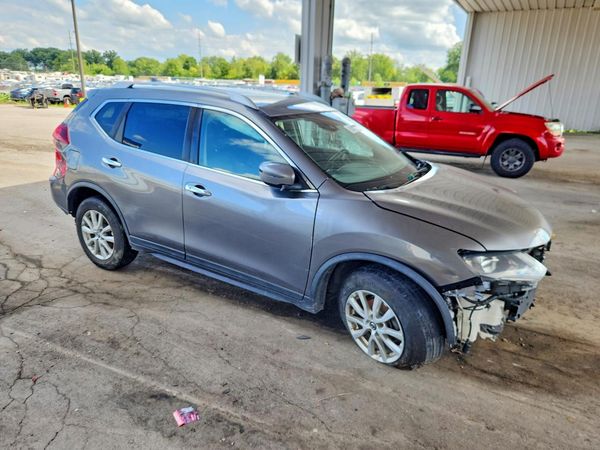 2019 NISSAN ROGUE — Passenger 3/4