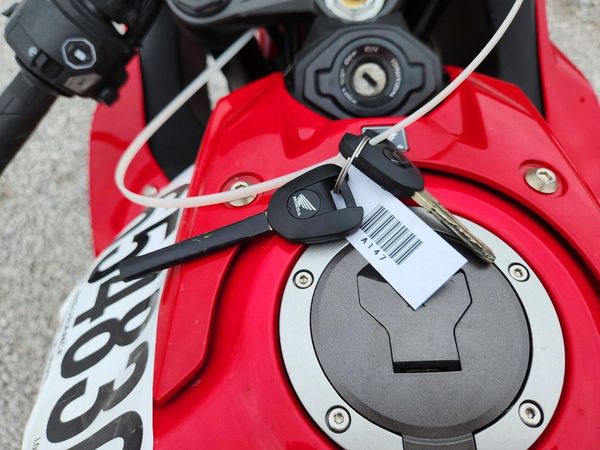 2024 HONDA CBR CYCLE