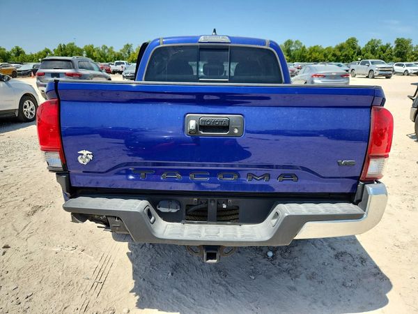2022 TOYOTA TACOMA SR5