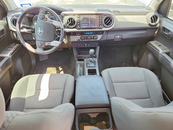 2022 TOYOTA TACOMA SR5