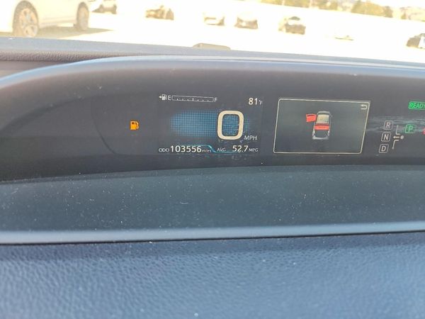 2016 TOYOTA PRIUS
