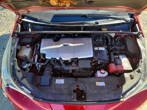 2016 TOYOTA PRIUS