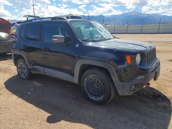 2016 JEEP RENEGADE Trailhawk