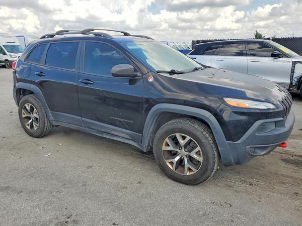 2017 JEEP CHEROKEE TRAILHAWK 4X4
