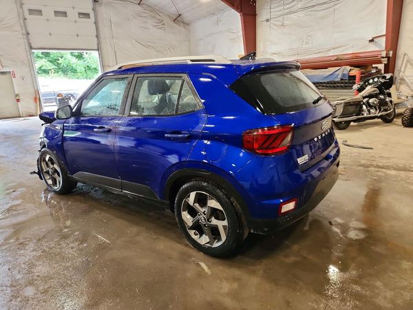 2022 HYUNDAI VENUE SEL & Limited