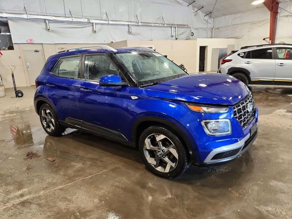 2022 HYUNDAI VENUE SEL & Limited