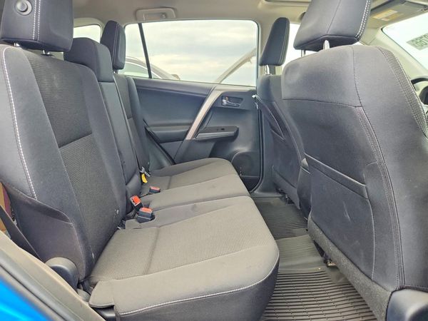 2017 TOYOTA RAV4 XLE