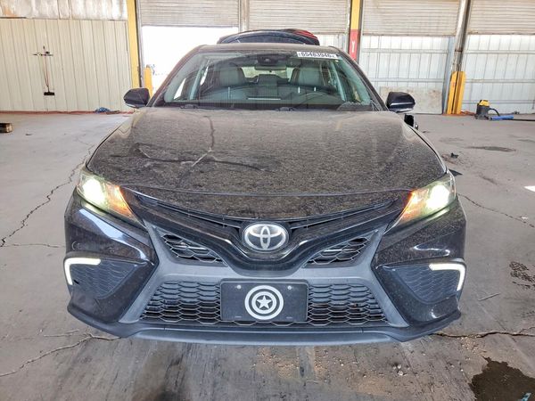 2022 TOYOTA CAMRY